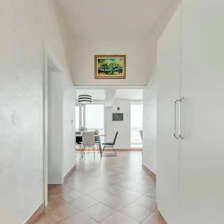 Luxury Next To The Sea Appartement