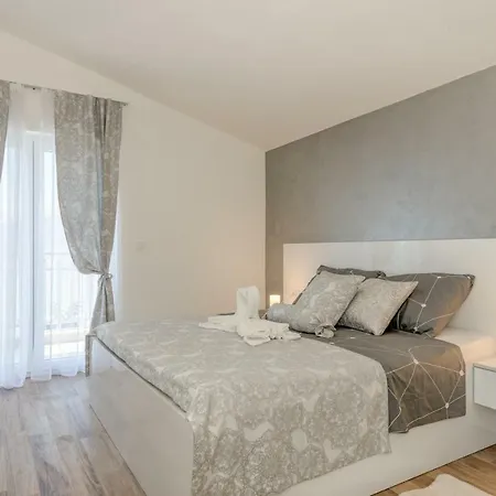 Appartement Luxury Next To The Sea *